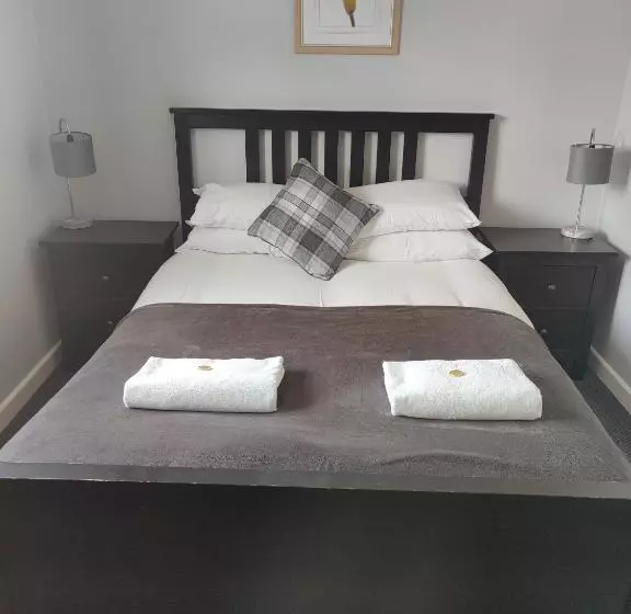 בית מלון כפרי Woolpack Inn