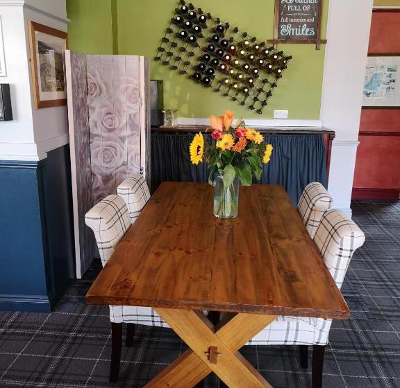 فندق Woolpack Inn