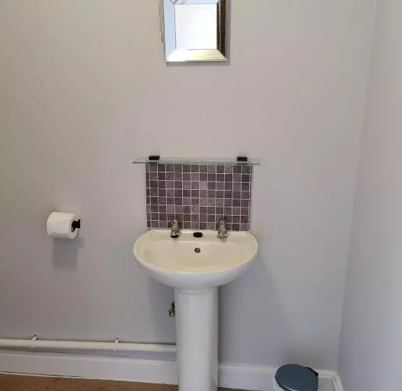 בית מלון כפרי Woolpack Inn