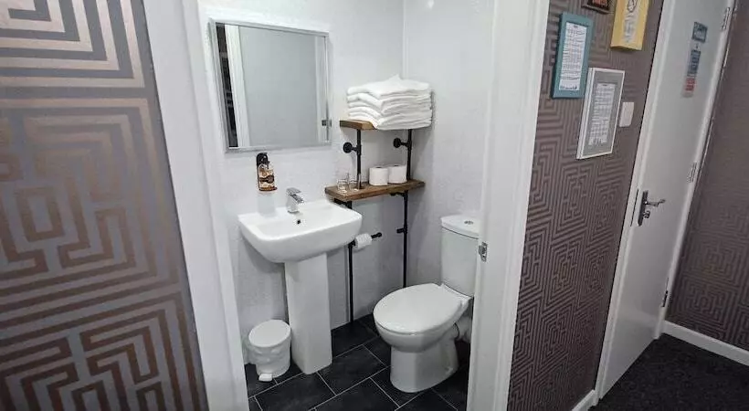 هتل Vinnie S Family