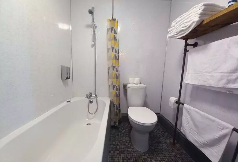 هتل Vinnie S Family