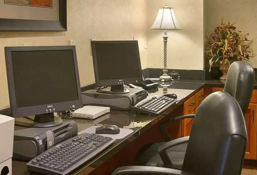 ホテル Wingate By Wyndham Warner Robins