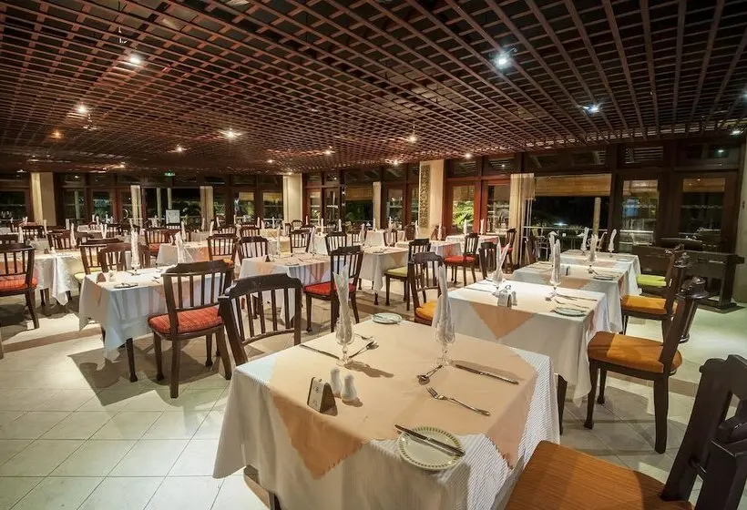 Jalsa Beach Hotel & Spa