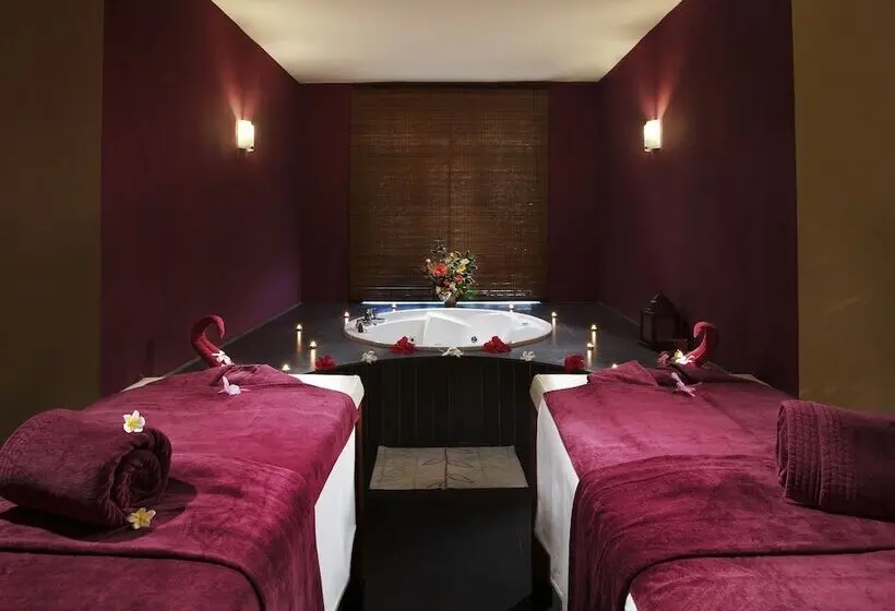 Jalsa Beach Hotel & Spa