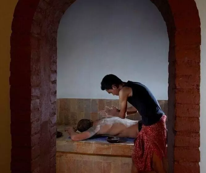 Mesastila Resort And Spa