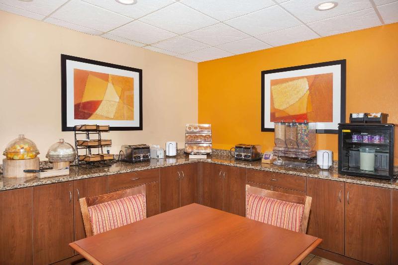 Microtel Inn & Suites Verona