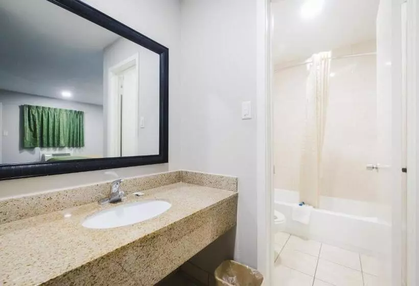 فندق على الطريق Scottish Inn & Suites