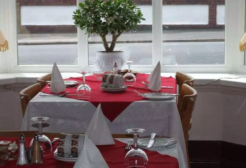 مبيت وإفطار Braedene Lodge