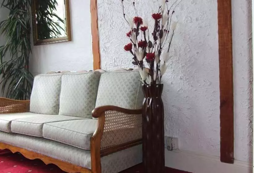 مبيت وإفطار Braedene Lodge