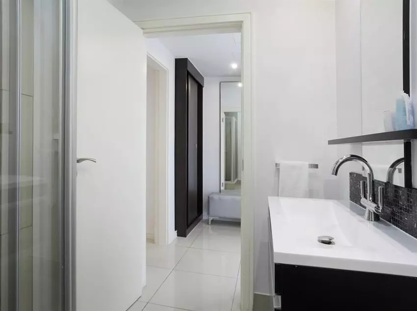 호텔 The Capital 20 West