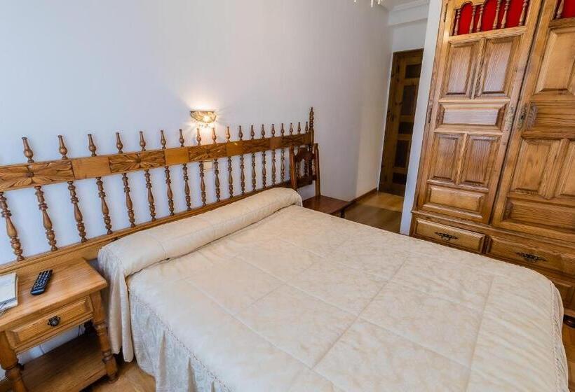 Apartamentos & Casas Rurales Santo Domingo De Silos