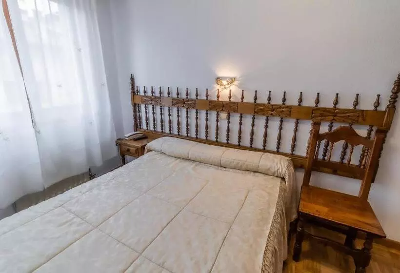 Apartamentos & Casas Rurales Santo Domingo De Silos