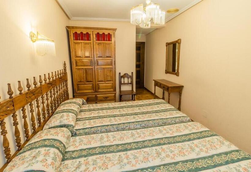 Apartamentos & Casas Rurales Santo Domingo De Silos