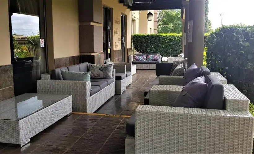 簡易ホテル Constantia Manor Guest House