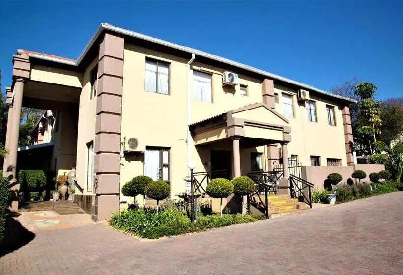簡易ホテル Constantia Manor Guest House