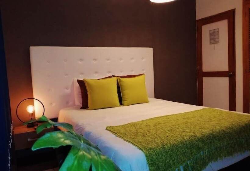 فندق Boutique Valverde Santa Elena