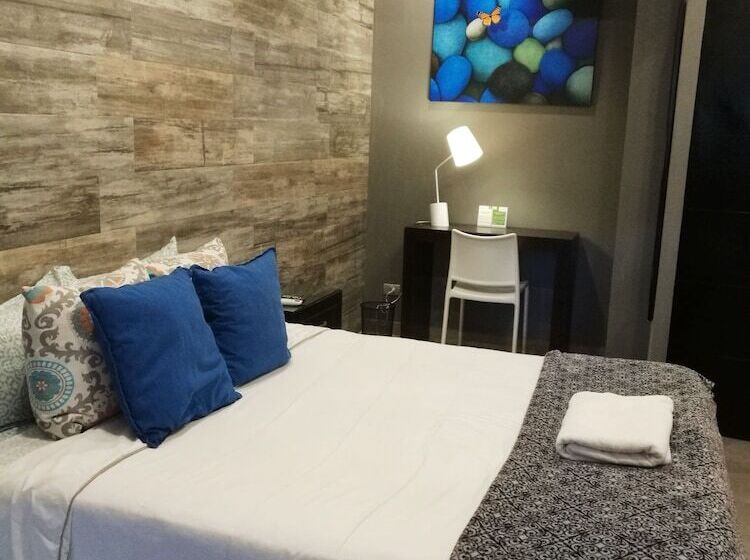 فندق Boutique Valverde Santa Elena