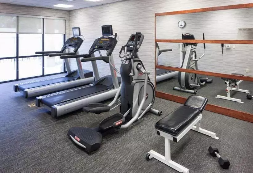 Otel Courtyard By Marriott Miami At Dolphin Mall