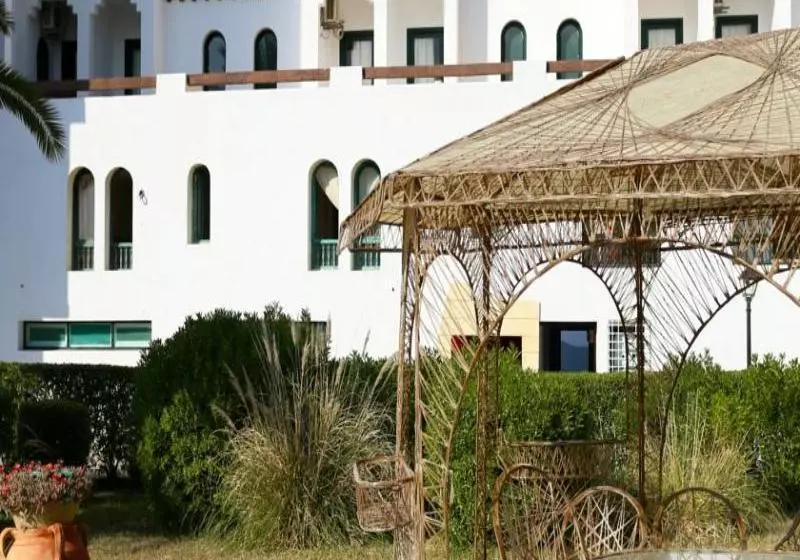 Отель La Couronne