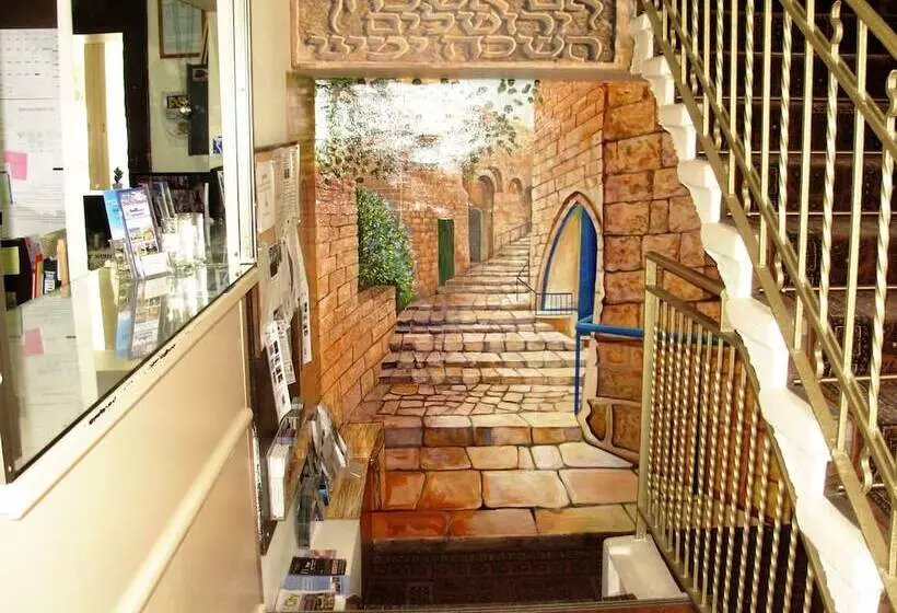 Hotelli The Little House In Bakah