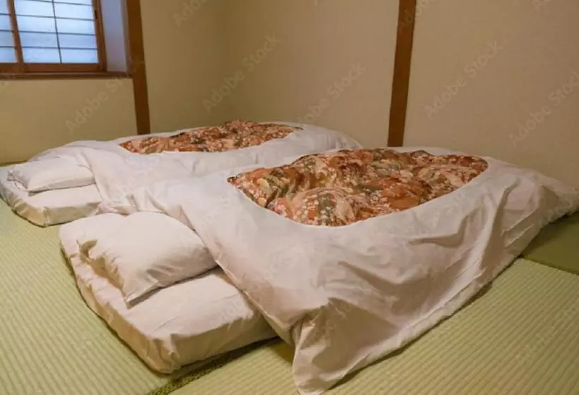 Otel Livemax Budget Esaka