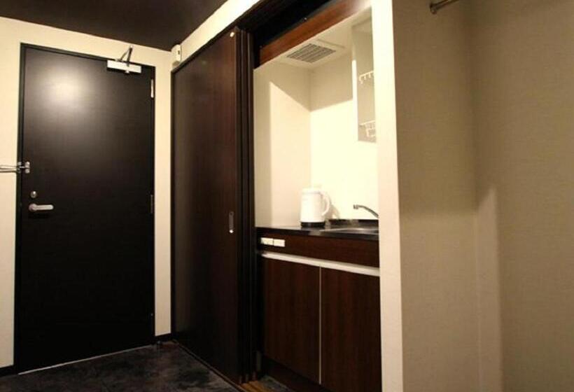 فندق Livemax Budget Esaka