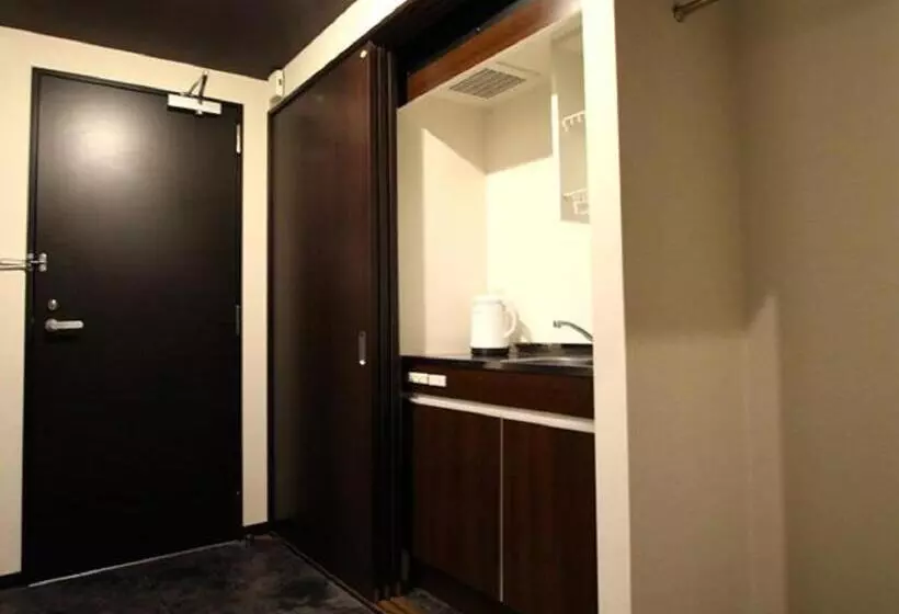 Otel Livemax Budget Esaka