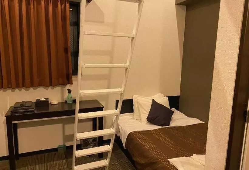 Otel Livemax Budget Esaka