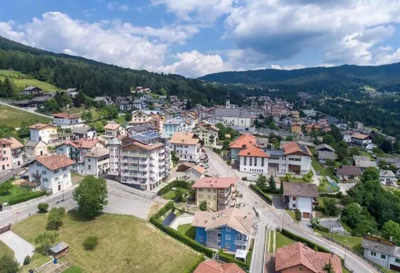 酒店 Luna Bianca Folgaria