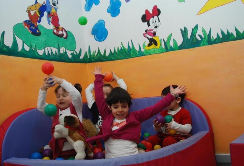 호텔 Luna Bianca Folgaria