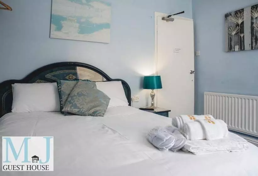 Hotell M And J Guest House