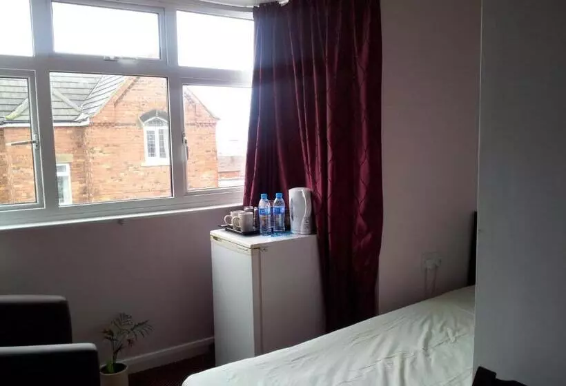 Hotell M And J Guest House