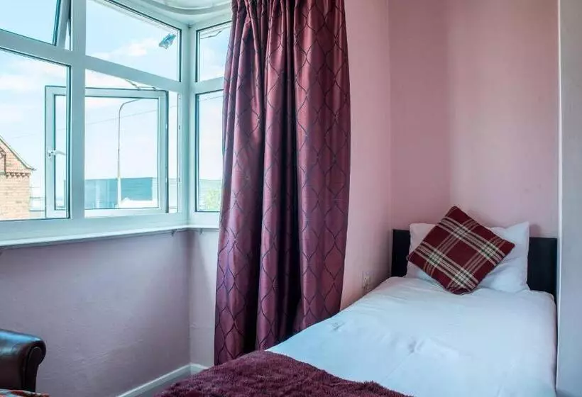 Hotell M And J Guest House