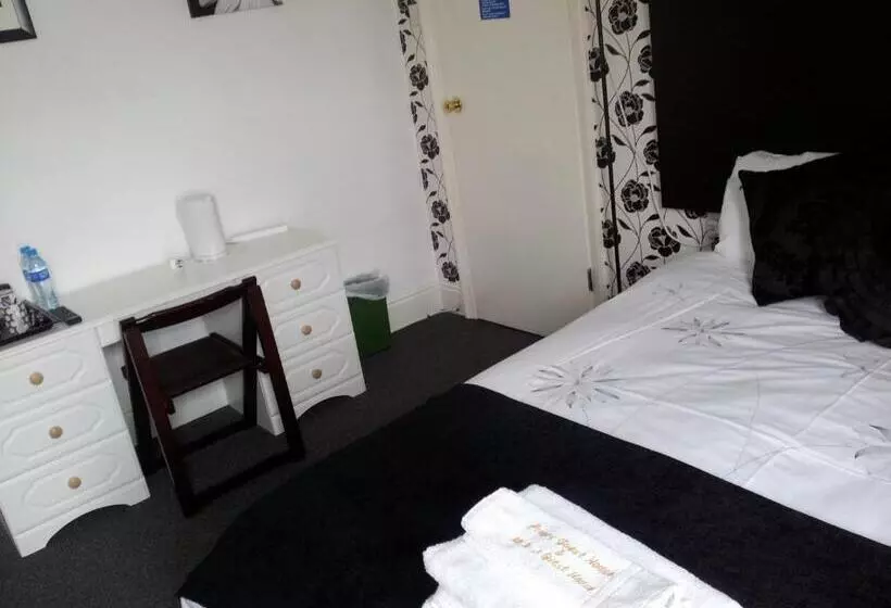 Hotell M And J Guest House