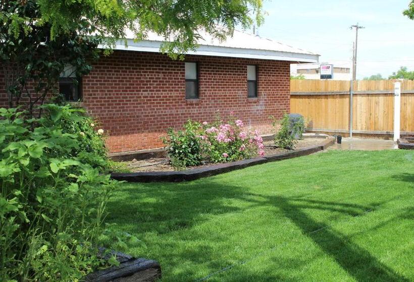 فندق Ontario Inn