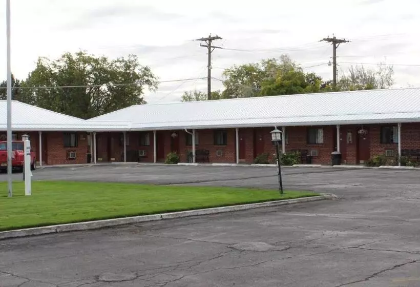 Отель Ontario Inn