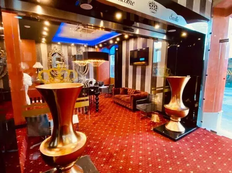 هتل Palace Sevilla