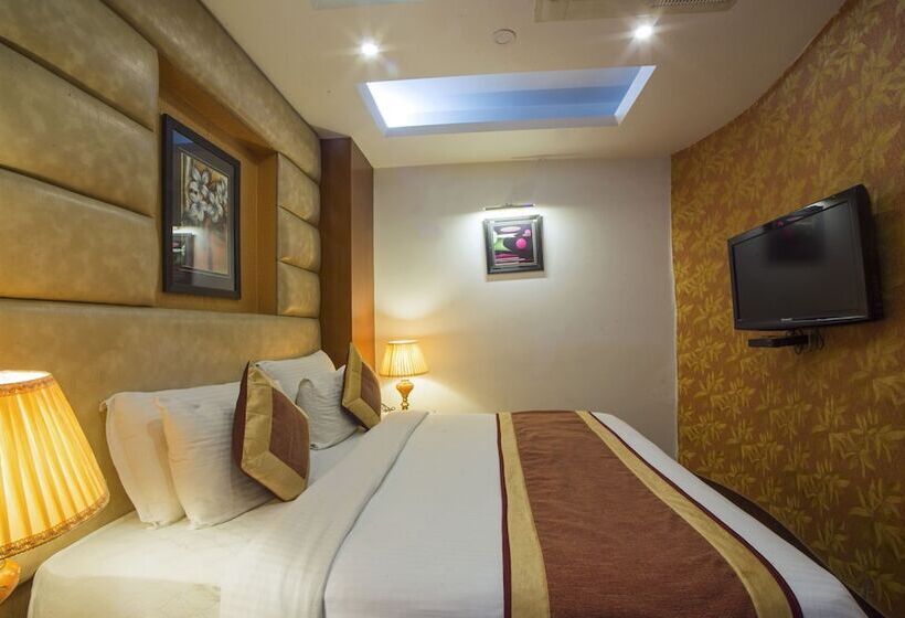 Отель Trimrooms Palm D Or