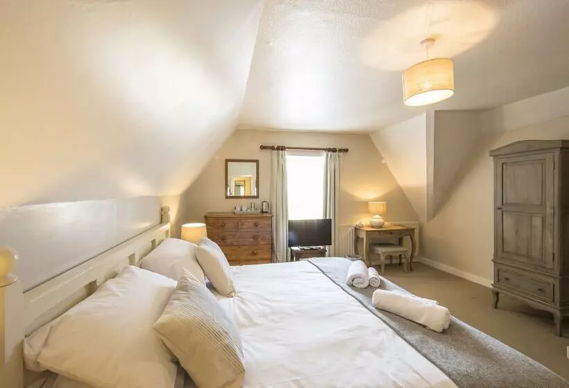 Hotel The Fox Inn