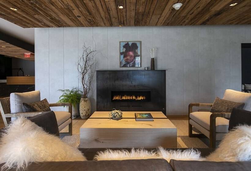 فندق The Lloyd Stamford, Tapestry Collection By Hilton