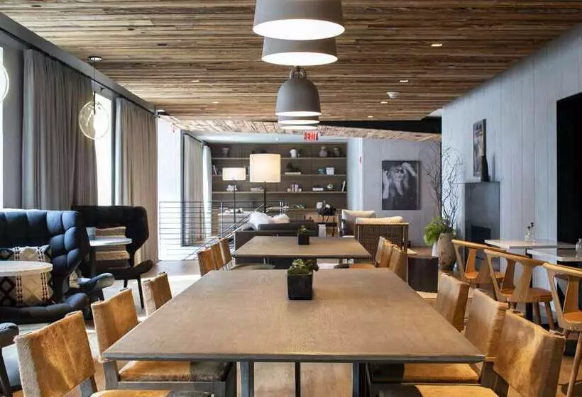 בית מלון כפרי The Lloyd Stamford, Tapestry Collection By Hilton