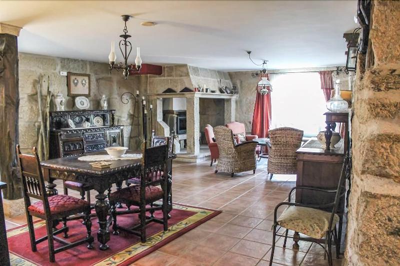 Os Areeiros Turismo Rural & Bodega