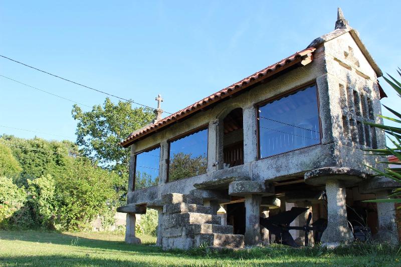 Os Areeiros Turismo Rural & Bodega