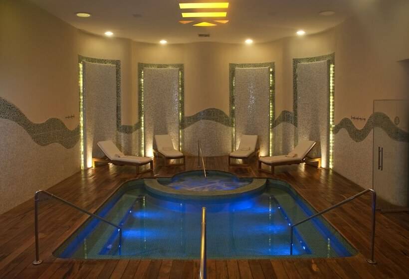 Pueblo Bonito Emerald Luxury Villas & Spa All Inclusive