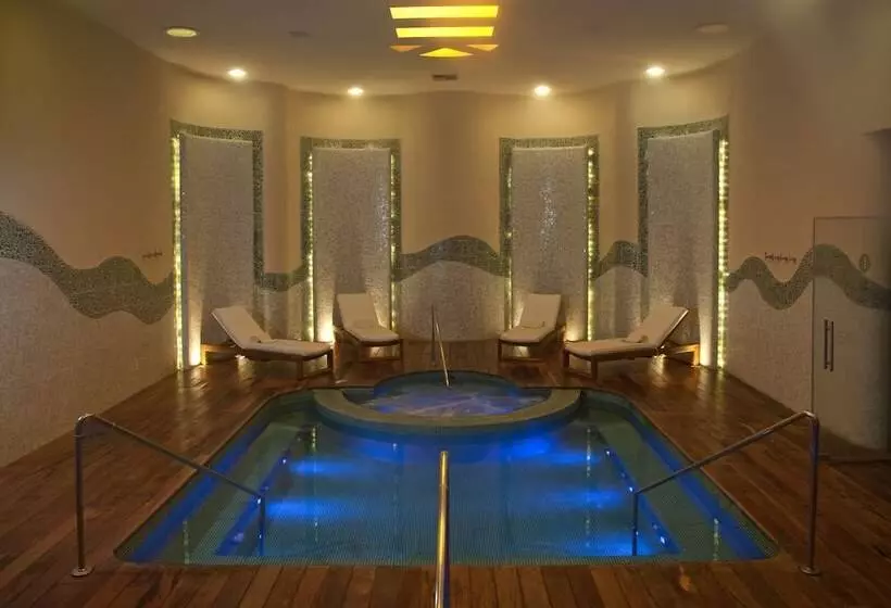 Pueblo Bonito Emerald Luxury Villas & Spa All Inclusive