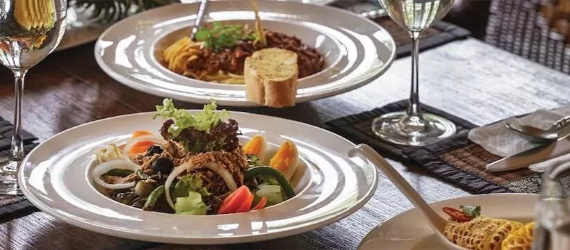 The Pe La Resort, Phuket Sha Extra Plus