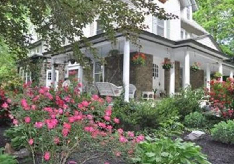 Wayne Bed & Breakfast Inn