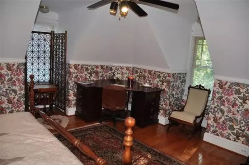 Wayne Bed & Breakfast Inn