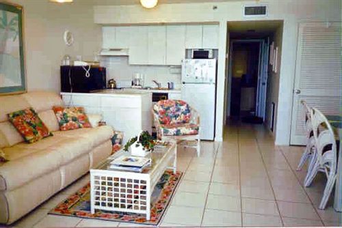 Apollo On The Beach Resort