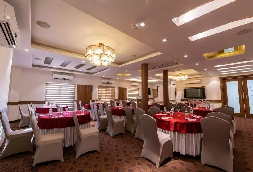 Click Hotel Nashik